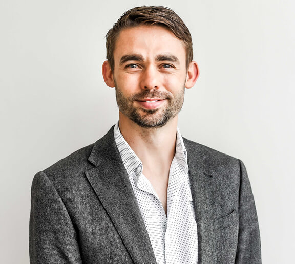 Dr Laurens van der Merwe